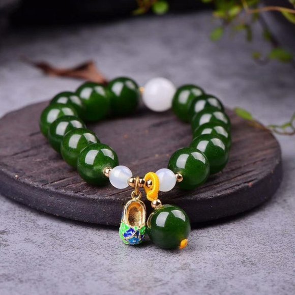 Natural Green Hetian Jade Bracelet For Women & Men - Picture 4 of 5